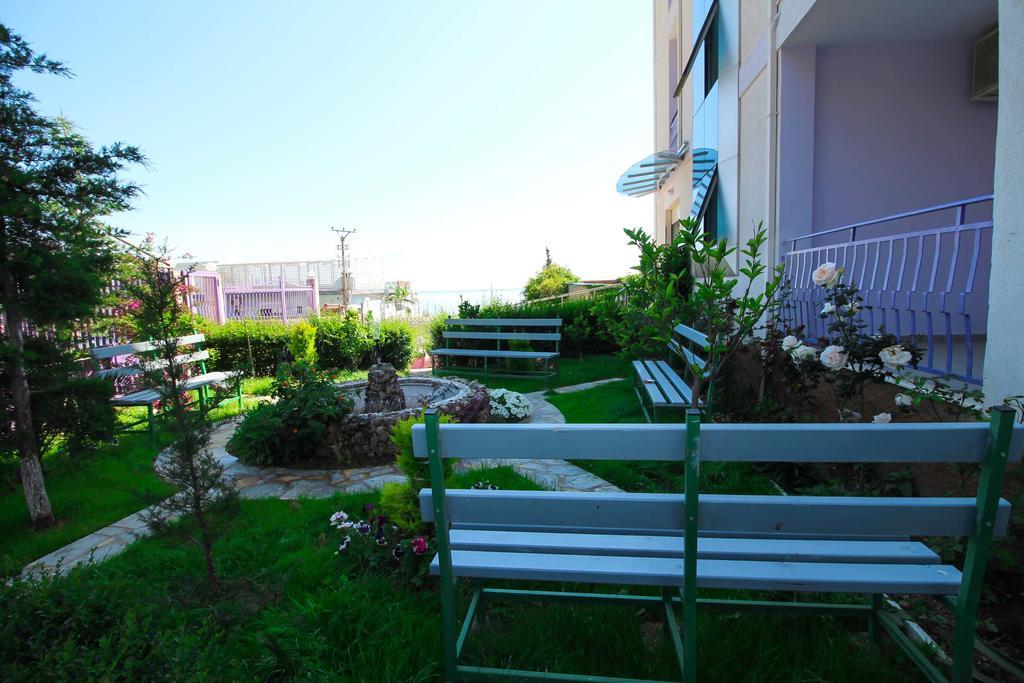 Hotel Keisa Dhermi Bagian luar foto