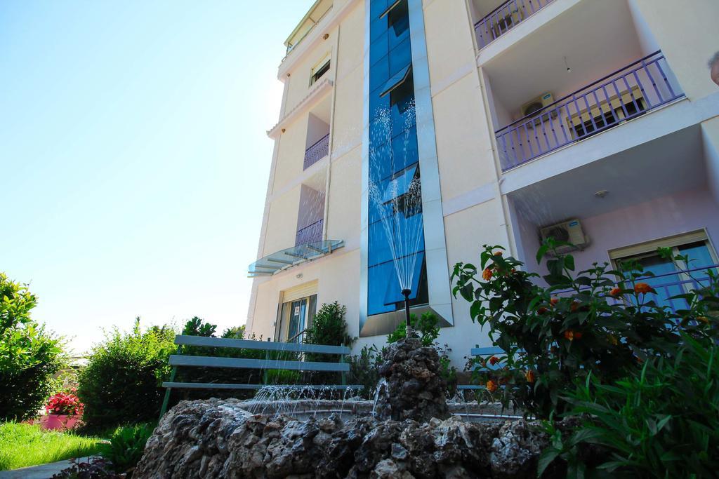 Hotel Keisa Dhermi Bagian luar foto
